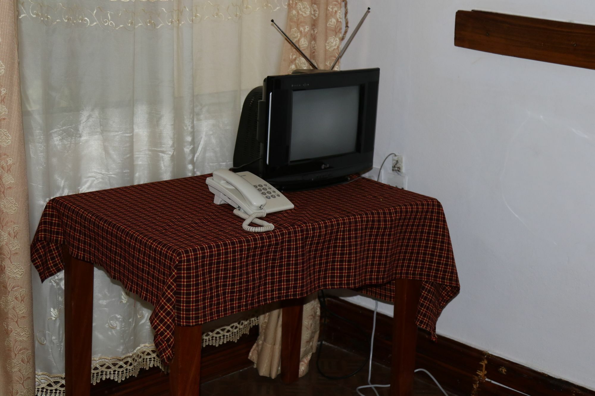 Neneu Hotel Moshi Zewnętrze zdjęcie